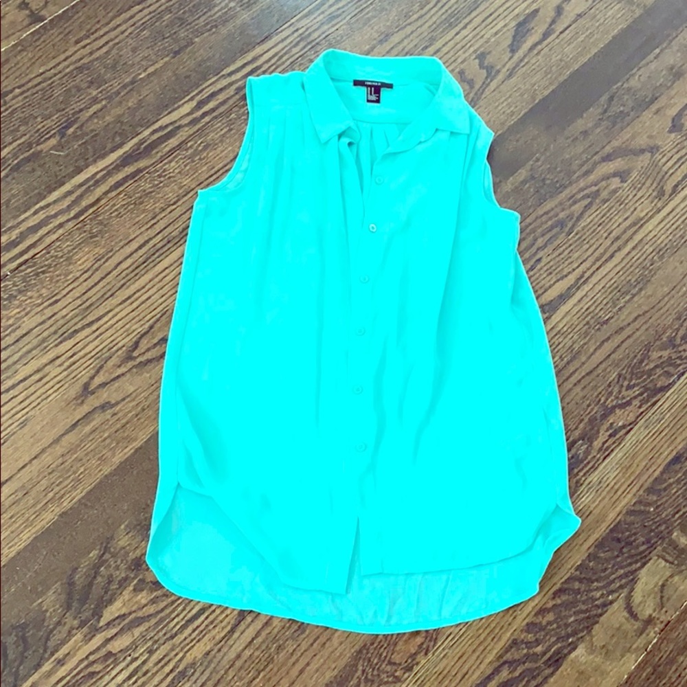 Forever 21 blouse size medium
